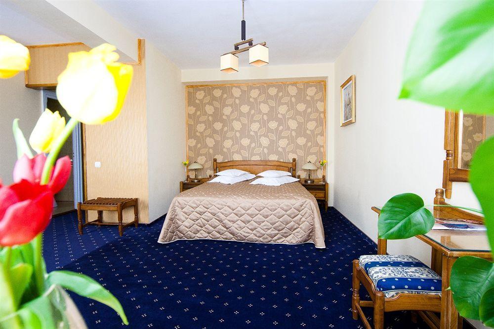 Hotel Onix Клуж-Напока Экстерьер фото
