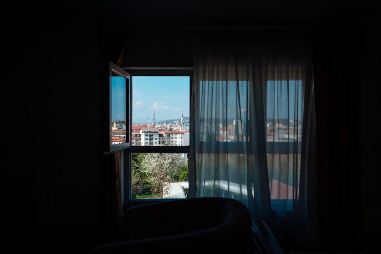 Hotel Onix Клуж-Напока Экстерьер фото